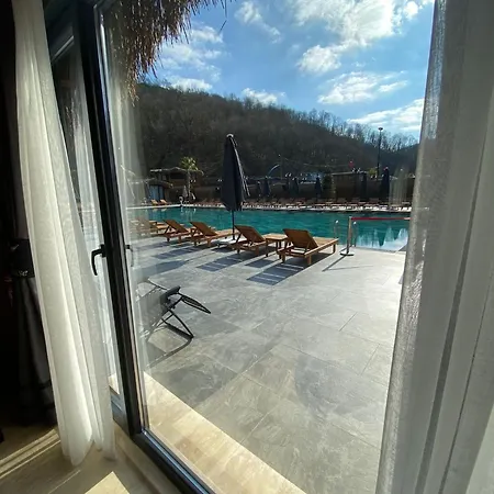 King Tiny House Bed & Breakfast Sile