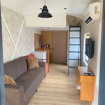 King Tiny House 住宿加早餐酒店